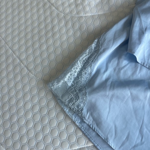 Abercrombie & Fitch Sky Blue Lace and Satin Sleep Pajama Set - Picture 3 of 10